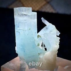 138 carats carats beautiful Aqumurine Crystal piece from Pakistan