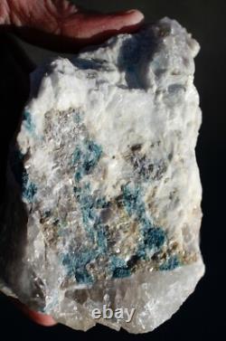 1655 gram Display Piece Ice Euphoria Stone Rough