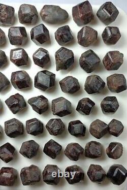 1kg Spessartine Garnet Nicely Terminated Crystals, 245 pieces lot- Pakistan