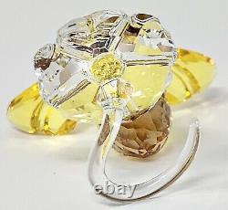 2017 SCS Swarovski 5244639 Event Piece Bumblebee on Wild Flower Crystal Figurine