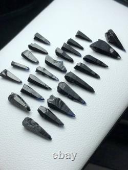 22.71 Crt / 23 pieces / Miraculous Pointed Rare Winza Sapphire Crystals