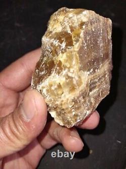 24 pieces of Calcite Natural Honey Crystal Healing flat of 9.5lbs