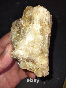 24 pieces of Calcite Natural Honey Crystal Healing flat of 9.5lbs