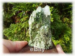 25 Large Chrome Diopside Rough Crystal Display Specimen Pieces