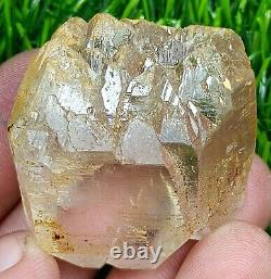 39g Beautiful Gwindel Quartz Crystal Collection PiecePakistan