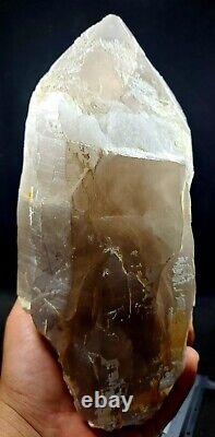3kg435 grams A stunning piece of smoke quartz crystal undamaged superb luster