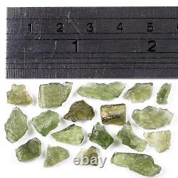 4.64g 18pcs MOLDAVITE natural rough small pieces LOT #RM528