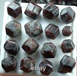 530g Spessartine Garnet Nicely Terminated Crystals, 200 pieces lot- Pakistan