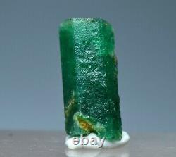 6.10 Carat Two Pieces Natural Green Color Terminated Emerald Crystal