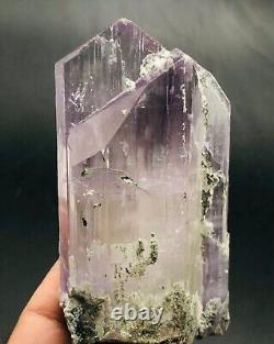 Amazing Kunzite Crystal piece From Afghanistan 1490 Carats