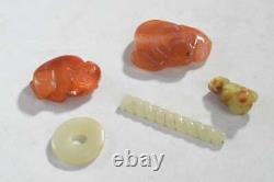 Chinese Collections A Group 19 Piece Beads Set, Jade, Agate, Crystal