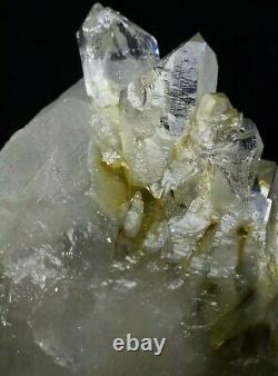 Chlorite Quartz Crystal Cluster having unique formation beautiful piece from Pak