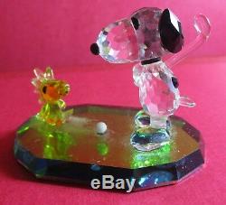 Crystal World Snoopy & Woodstock Play Golf collector piece limited edition