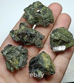 Epidote Crystals with Flower Formation, Beautiful Crystals. 47 pieces lot- Pak