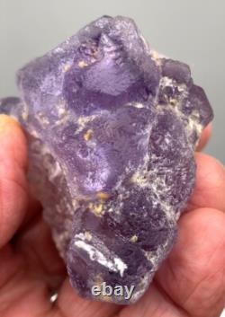 FLUORITE PURPLE SINGLE BIG CRYSTAL, FLOATING PIECE from PERÚ. AMAZING COLOR