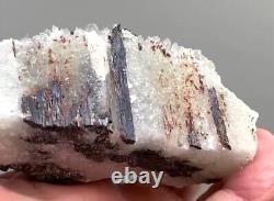 HUEBNERITE BRILLIANT CRYSTALS and FINE NEEDLE QUARTZS from PERÚ. MASTER PIECE