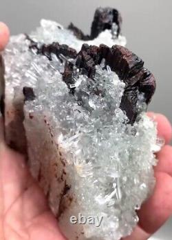 HUEBNERITE BRILLIANT CRYSTALS and FINE NEEDLE QUARTZS from PERÚ. MASTER PIECE