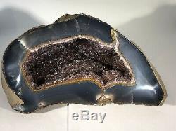 HUGE 2.9kg AGATE AMETHYST GEODE. TRULY STUNNING, SHOWROOM PIECE FROM URUGUAY