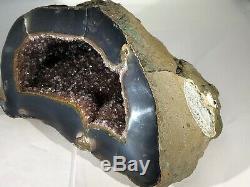 HUGE 2.9kg AGATE AMETHYST GEODE. TRULY STUNNING, SHOWROOM PIECE FROM URUGUAY