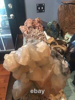 Huge Beautiful Piece Of Calcite, Rocks and Minerals