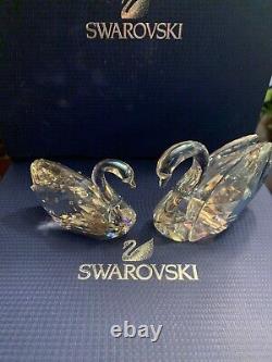 LOVE SWANS 2 PIECE SWAN SET 2013 SWAROVSKI #1143414 Retired BNIB