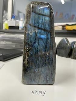 NEW LABRADORITE STANDING PIECE WITH LOVELY FLASH MINED IN MADAGASCAR 1.2kg (11)