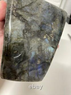 NEW LABRADORITE STANDING PIECE WITH LOVELY FLASH MINED IN MADAGASCAR 1.82kg (3)