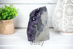 Natural Amethyst Geode XL Piece. CBP0133