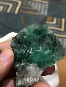 Natural Emerald crystal specimen Chitral origin perfect 1 piece weight 90grams