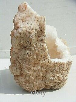 Natural Geode Crystal Cave 4.5kg Stunning Piece