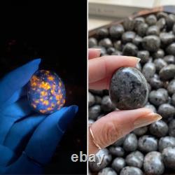 Natural Yooperlite Tumbled Stones UV Reactive Fluorescent sodalite Crystal Gift