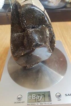 SEPTARIAN GEODE EGG. HEAVY. STUNNING PIECE 1.2kg