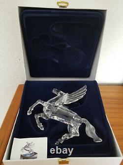 Swarovksi Crystal Pegasus 1998 Members Piece MIB