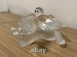 Swarovski Crystal 1989 annual piece SCS Amour Turtle Doves, Great Condition