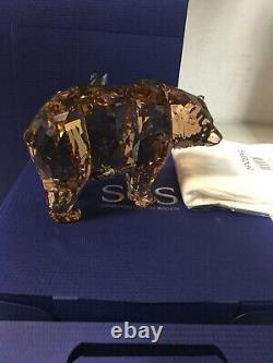 Swarovski Crystal Scs 2017 Annual Piece Arcadia Bear 5229215. New