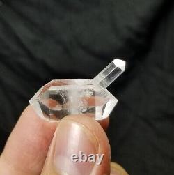 Top quality Quartz clusters with Faden structures. 158 grams and 40 Pieces