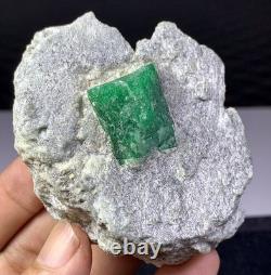 Unique Piece Of Emerald Crystal Specimen From Pakistan (209 Gram)