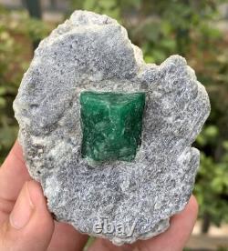 Unique Piece Of Emerald Crystal Specimen From Pakistan (209 Gram)