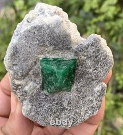 Unique Piece Of Emerald Crystal Specimen From Pakistan (209 Gram)