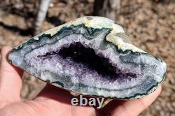Uruguay Amethyst Crystal Agate Geode, Natural Agate Geode 1lb 8.1oz Show Piece