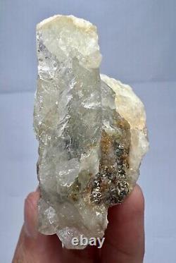 173 GM Belle pièce de cristal de scapolite wernerite fluorescente @ Badakhshan, AFG