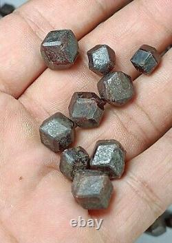 1kg Grenat Spessartine avec des cristaux terminés magnifiquement, lot de 400 pièces - Pakistan