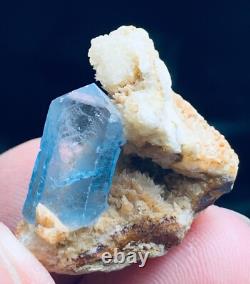 256grammes 20 pièces lot de spécimens rares et brillants de célestine bleue + calcite