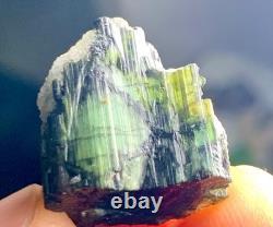 25 pièces de spécimens de cristaux naturels mélangés d'Afghanistan