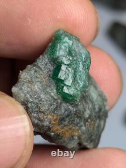 28 Pièces, 209 Grammes, Échantillons d'Émeraude de la Vallée de Swat, Pakistan