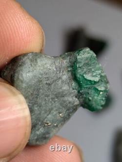 28 Pièces, 209 Grammes, Échantillons d'Émeraude de la Vallée de Swat, Pakistan