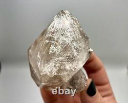 308 g Lumière Smoky Herkimer Diamond avec des arcs-en-ciel, matrice druzy