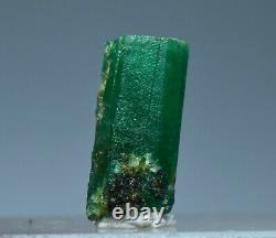 6.10 Carat Deux Pièces De Couleur Verte Naturelle Terminé Cristal Émeraude