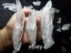 77 pièces de cristaux/spécimens de quartz Faden à prix de gros