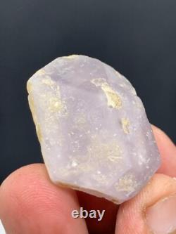 Beau cristal d'apatite violet pièce exceptionnelle